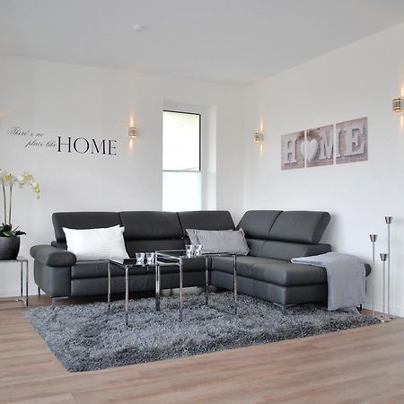 The White Pearl Inkl Waesche Set Apartment ไฮลิเกนฮาเฟิน ภายนอก รูปภาพ